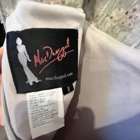 NWT | Mac Duggal  V-Neck Gown 20131 | Sz 8 - Picture 12 of 16